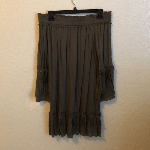 Off the should dress - Picture 1 of 4